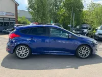 Second-hand Ford Focus ST-Line 2017 Albastru Hatchback