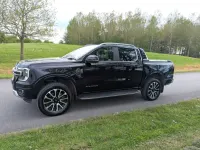 Begagnad Ford Ranger Platinum 240 HK (176 kW) 2025 Svart Pickup