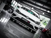 Second-hand VW Golf VII R 300 CP (220 kW) 2019 Alb Hatchback