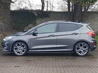 Usado Ford Fiesta ST-Line 95 HP (69 kW) 2020 Cinzento Citadino