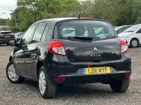 Usado Renault Clio II 75 HP (55 kW) 2011 Preto Citadino