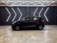 Used Hyundai i10 Premium 67 HP (49 kW) 2015 Black Hatchback