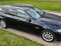 Używany BMW 520 Comfort Edition 181 KM (133 kW) 2014 Czarny Kombi