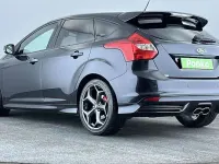 Used Ford Focus ST 250 HP (183 kW) 2014 Black Hatchback