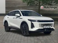 Used Omoda 9 537 HP (394 kW) 2025 White SUV