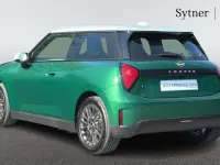 Used Mini Cooper Hatch 133 kW (181 HP) 2026 Green Hatchback
