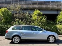 Used VW Passat Highline 110 HP (80 kW) 2009 Blue Estate