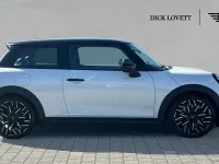 Used Mini Cooper S Hatch 201 HP (147 kW) 2025 White Hatchback