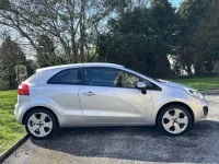Used Kia Rio 107 HP (78 kW) 2012 Silver Hatchback