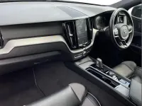 Used Volvo XC60 R-Design 385 HP (283 kW) 2020 Grey SUV