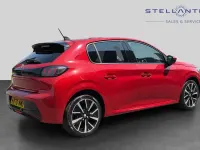 Used Peugeot 208 Allure 99 HP (72 kW) 2020 Red Hatchback