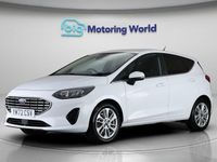 Begagnad Ford Fiesta Titanium 101 HK (74 kW) 2022 Vit Halvkombi