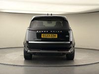 Begagnad Land Rover Range Rover First Edition 441 HK (324 kW) 2023 Svart SUV