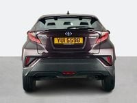 Used Toyota C-HR 122 HP (89 kW) 2022 Mauve/purple SUV