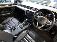 Used VW Passat R-line 150 HP (110 kW) 2021 Blue Sedan