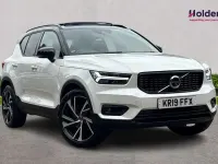 Used Volvo XC40 R-Design 188 HP (138 kW) 2019 White SUV