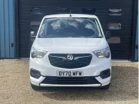 Used Vauxhall Combo Sportive 100 HP (73 kW) 2020 White MPV