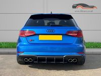 Begagnad Audi S3 Sportback Black Edition 2019 Blå Halvkombi