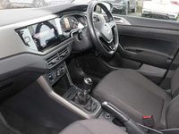 Used VW Polo SE 65 HP (47 kW) 2018 Beige Hatchback