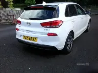 Used Hyundai i30 SE 110 HP (80 kW) 2017 White Hatchback