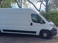 Usado Citroën Relay 140 HP (102 kW) 2020 Branco Van