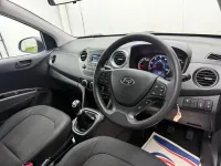 Used Hyundai i10 SE 87 HP (63 kW) 2017 Blue Hatchback