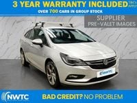 Used Vauxhall Astra SRi 136 HP (100 kW) 2017 Silver Estate