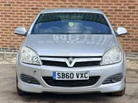 Used Vauxhall Astra SRi 138 HP (101 kW) 2011 Silver Hatchback