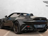 New Aston Martin V8 Vantage 680 HP (500 kW) 2026 Green Cabriolet