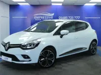 Used Renault Clio Iconic 75 HP (55 kW) 2019 White Hatchback