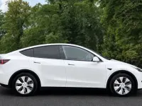 Usado Tesla Model Y 282 kW (384 HP) 2022 Branco SUV