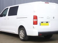 Used Vauxhall Vivaro Sportive 120 HP (88 kW) 2020 White MPV