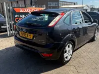 Gebraucht Ford Focus Style 99 PS (72 kW) 2009 Schwarz Kleinwagen