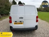 Używany Citroën Dispatch 2023 Biały Minivan