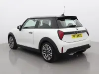 Used Mini Cooper S Hatch 201 HP (147 kW) 2025 White Hatchback