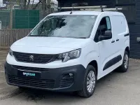 Usado Peugeot Partner Premium 131 HP (96 kW) 2021 Branco Monovolume