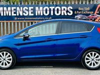 Usado Ford Fiesta Titanium 2016 Azul Citadino