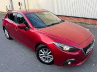 Used Mazda 3 118 HP (86 kW) 2015 Red Hatchback