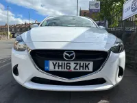 Używany Mazda 2 75 KM (55 kW) 2016 Biały Hatchback
