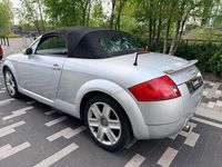 Begagnad Audi TT 2005 Silver Sportkupé