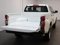 New Isuzu D-Max 163 HP (119 kW) 2025 White Pickup