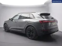 Usado Audi e-tron Black Edition 11 kW (15 HP) 2023 Cinzento SUV