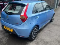 Used MG MG3 106 HP (77 kW) 2017 Blue Hatchback