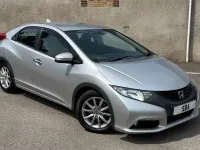 Begagnad Honda Civic ES 142 HK (104 kW) 2012 Silver Halvkombi