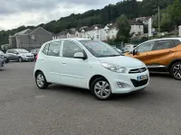 Used Hyundai i10 Active 83 HP (61 kW) 2013 White Hatchback