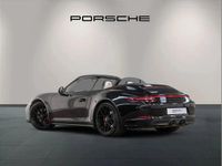 Begagnad Porsche 911 444 HK (326 kW) 2019 Svart Cab