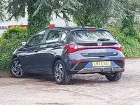 Used Hyundai i20 Advanced 100 HP (73 kW) 2024 Grey Hatchback