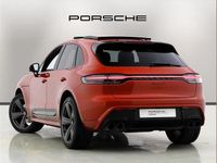 Used Porsche Macan 261 HP (191 kW) 2023 Orange SUV