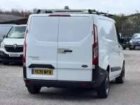 Used Ford Transit Custom 105 HP (77 kW) 2019 White Van