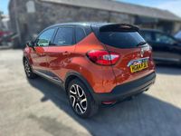 Usado Renault Captur Dynamique 90 HP (66 kW) 2015 Laranja SUV